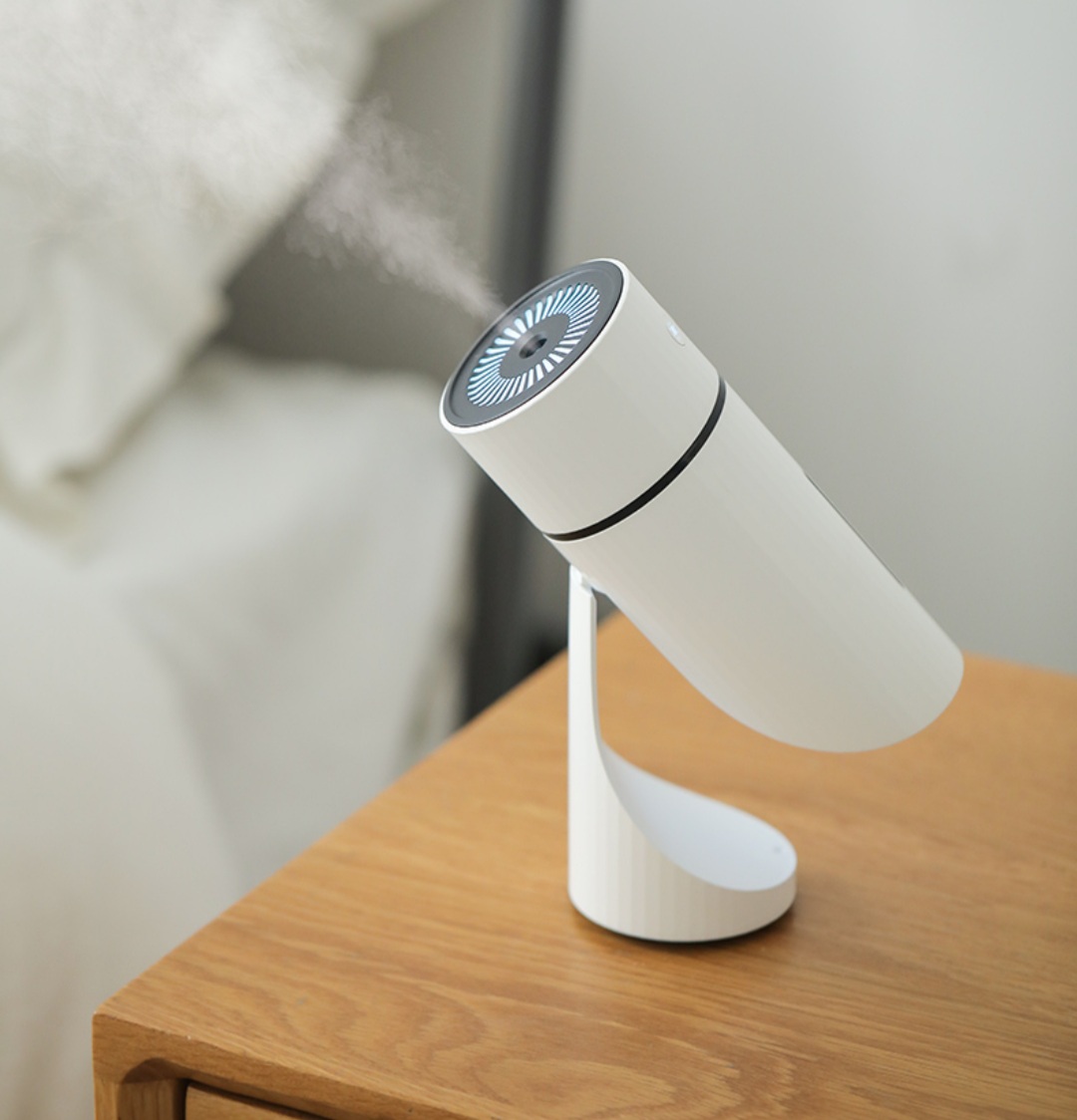 Увлажнитель воздуха  Humidifier для дома, офиса, машины с LED подсветкой и сменным фильтром 260 мл белый (H260-1)