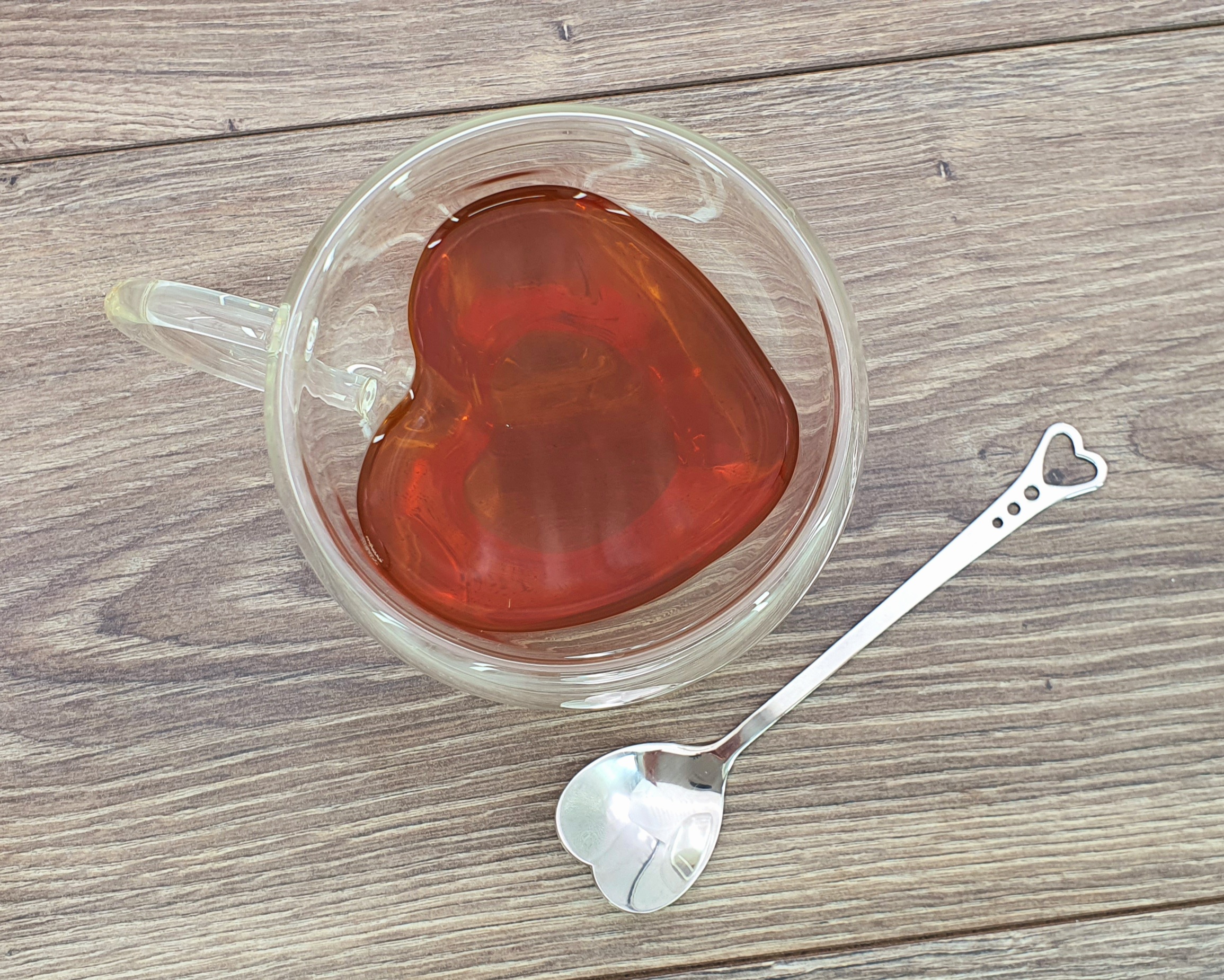 Набор чашка с двойными стенками (двойным дном) сердце 180 мл и ложка сердце ML (HL180)