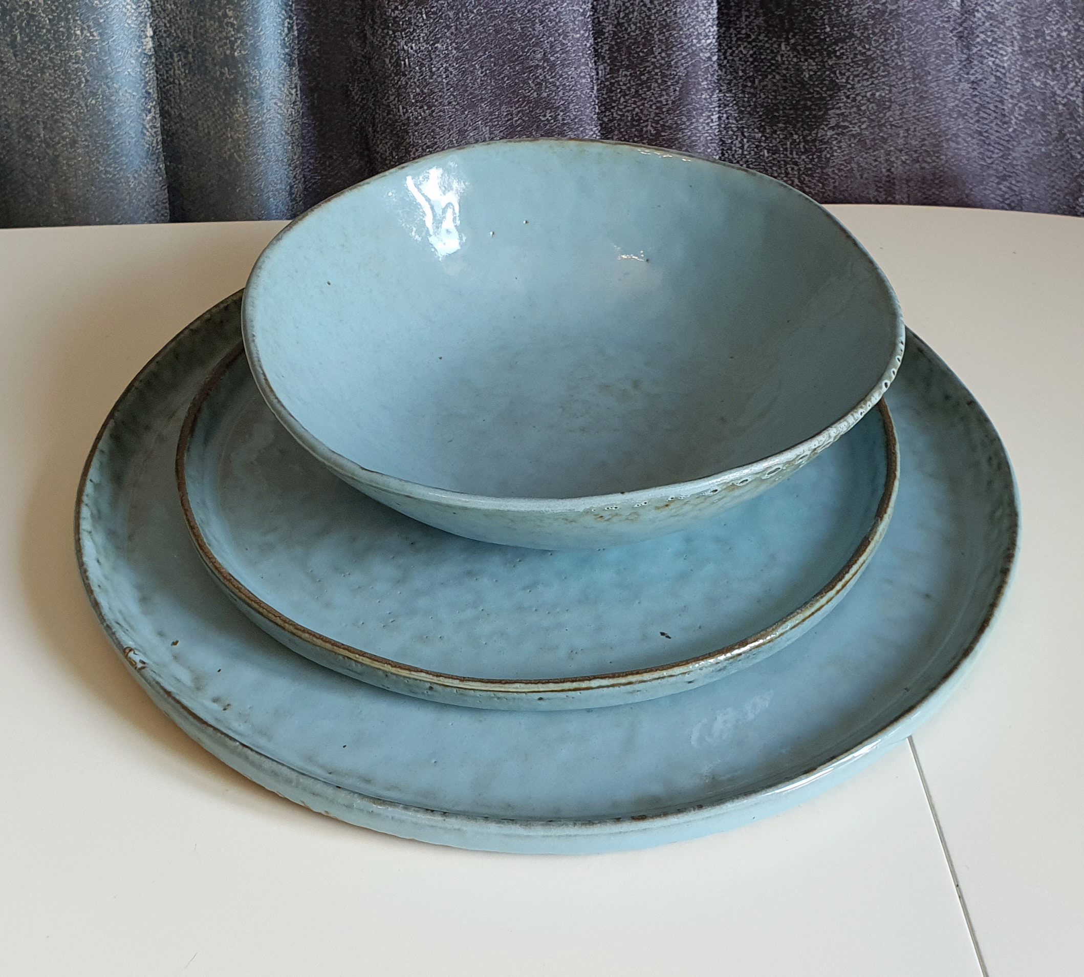 Набор тарелок и салатник 3 предмета 