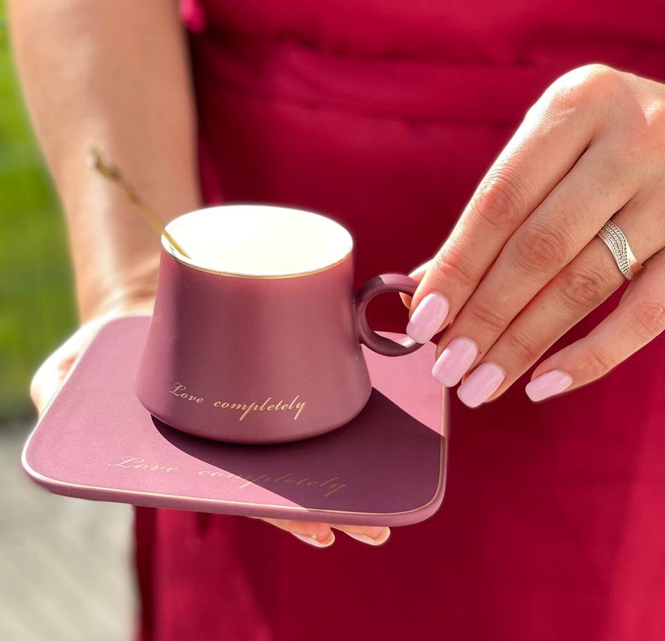 Набор чашка 150 мл, блюдце и ложка розовая