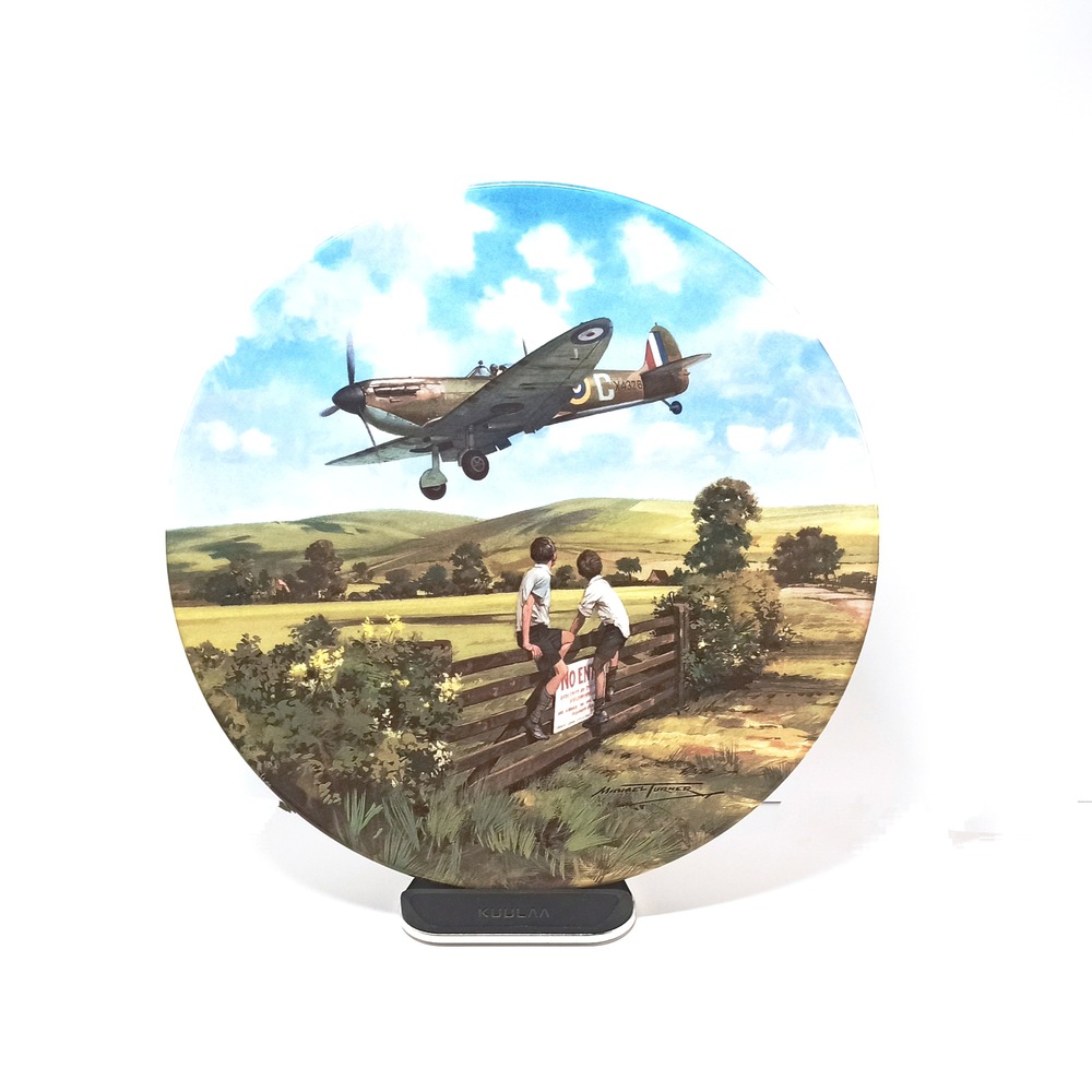 Декоративная коллекционная (сувенирная) фарфоровая тарелка 