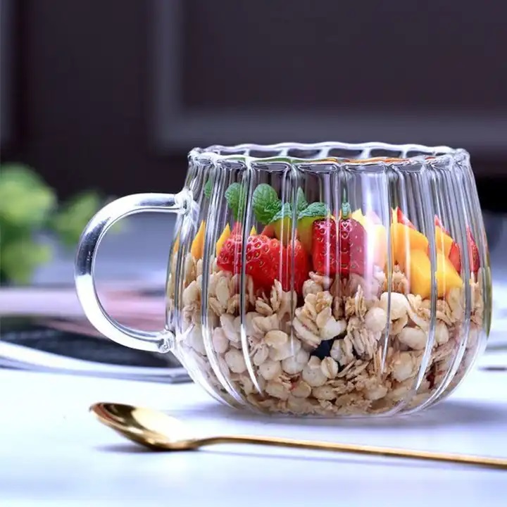 Стеклянная чашка (кружка) из термостойкого стекла 400 мл рифленная